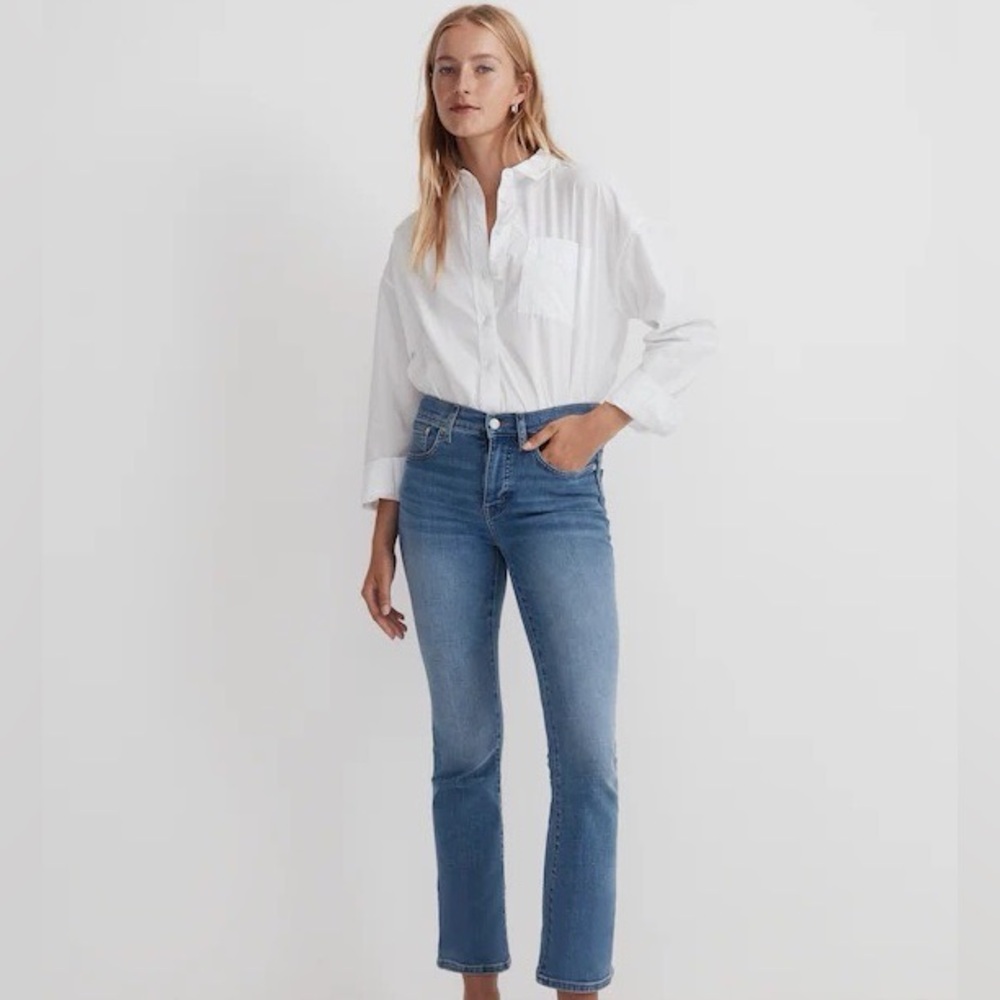 Madewell Mid Rise Kick Out Jeans Size 26